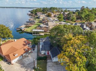 148 Clear Water St W, Montgomery, TX 77356