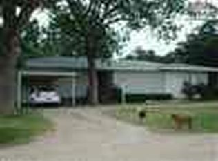 291 Pontiac Ave, Bowie, TX 76230