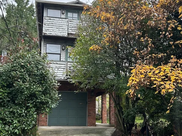 4202 26th Avenue SW, Seattle, WA 98106