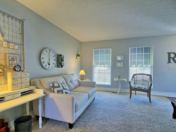 5th image of 5448 Bentonhurst Ct