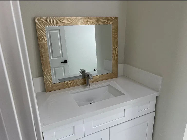 150 E 12th St #1 — Photo 15
