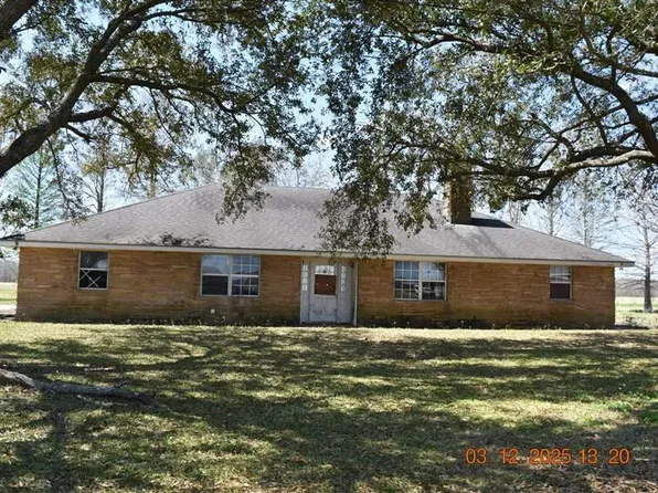 2700 S Bank Ln, Vacherie, LA 70090