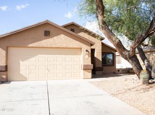 5984 S Nantac Rim Dr, Tucson, AZ 85706