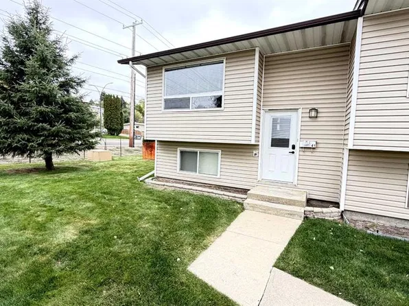 41 Link Ct SW, Medicine Hat, AB T1A 7X6