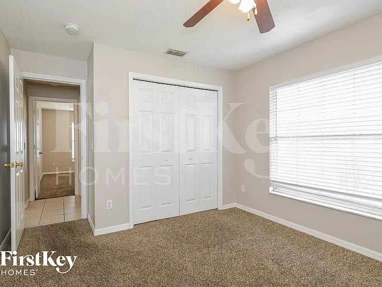 224 Quiet Oak Ct — Photo 11
