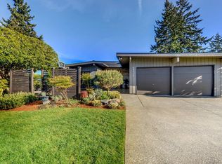 17115 NE 5th Pl, Bellevue, WA
