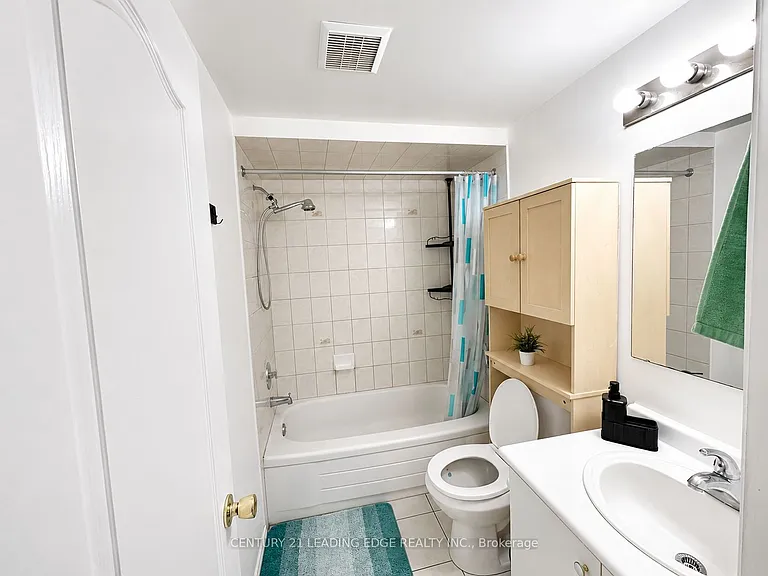 48 Foxfield Cres #BASEMENT — Photo 4
