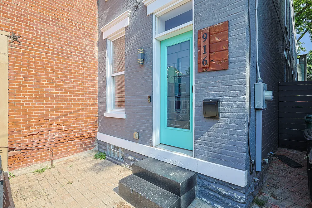 3 bed, 1456 sqft, $2,500 — Photo 3