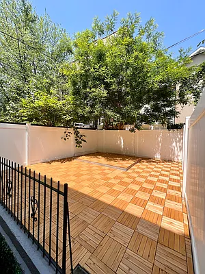 Rented by Casa Blanca Real Estate | media 25