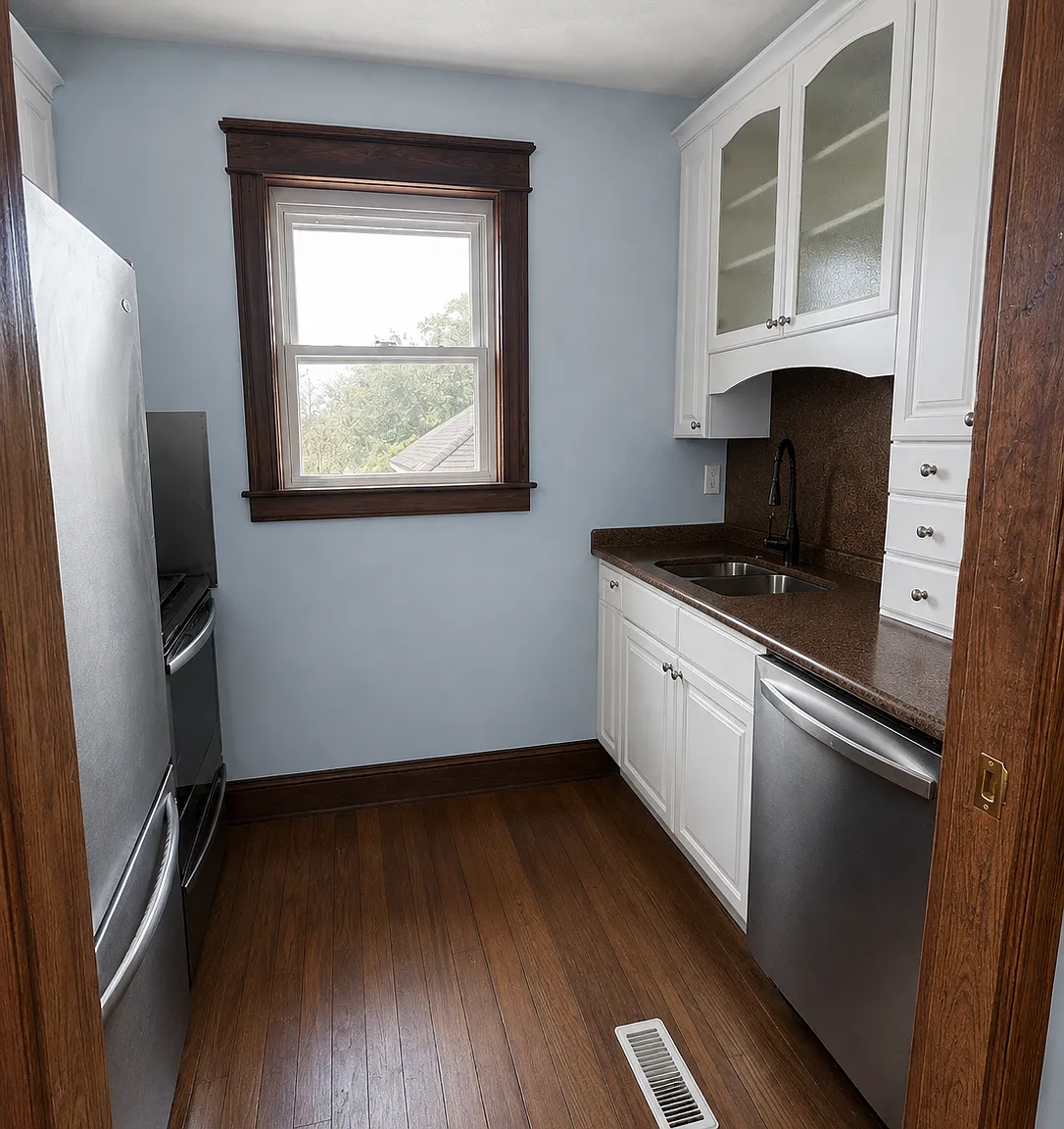 2 bed, 1300 sqft, $2,500 — Photo 3