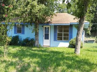 913 Oak Cir, Tool, TX 75143