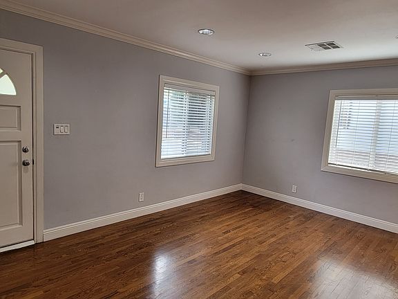 Entrance to Living Room