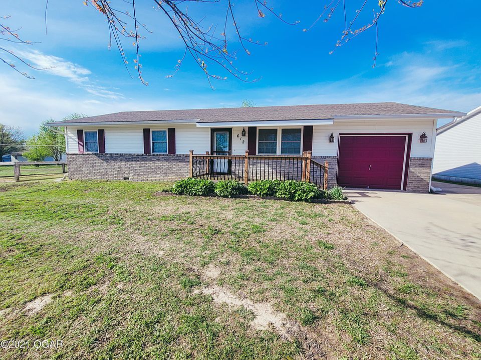 1st image of 612 W 31st Street Pl