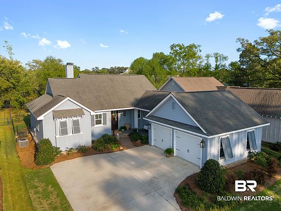 3rd image of 386 Fruit Tree Ln