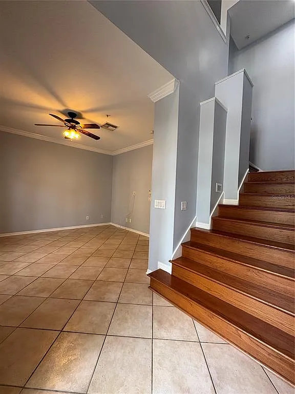 3 bed, 2.5 bath, 1648 sqft, $4,200 — Photo 4