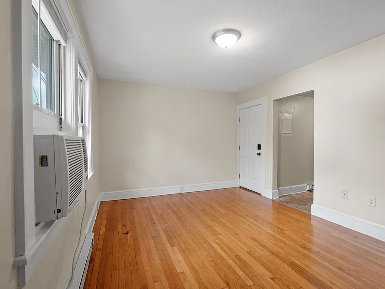 Gilmer Apartments — Photo 26