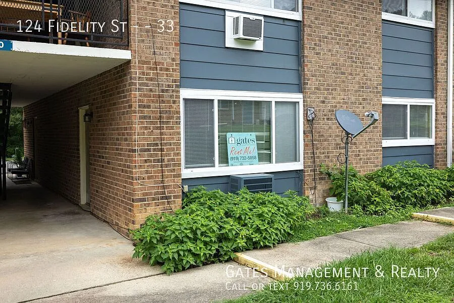 Newly Renovated Carrboro apartment convenient to everything — Photo 3