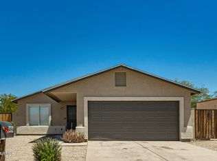 1494 E 30th Ave, Apache Junction, AZ 85119