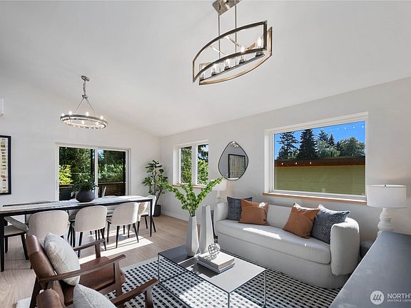 4th image of 8625 30th Avenue SW