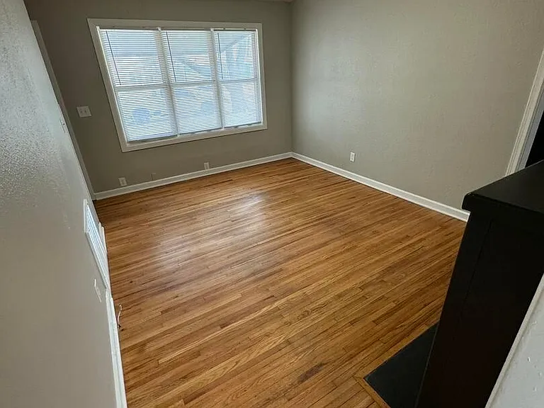 1837 N Litchfield St — Photo 7