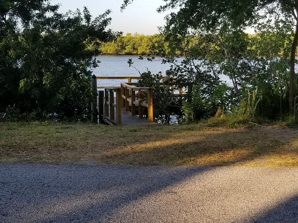 dock on the Little Manatee