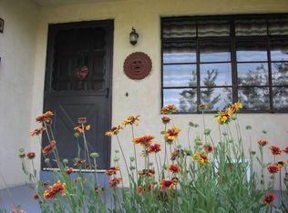 1009 Candelaria Rd NW, Albuquerque, NM 87107