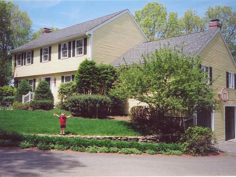 25 Oakhurst Ave, Ipswich, MA 01938 Zillow