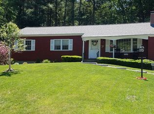 10 Winslow Rd, Chelmsford, MA 01824