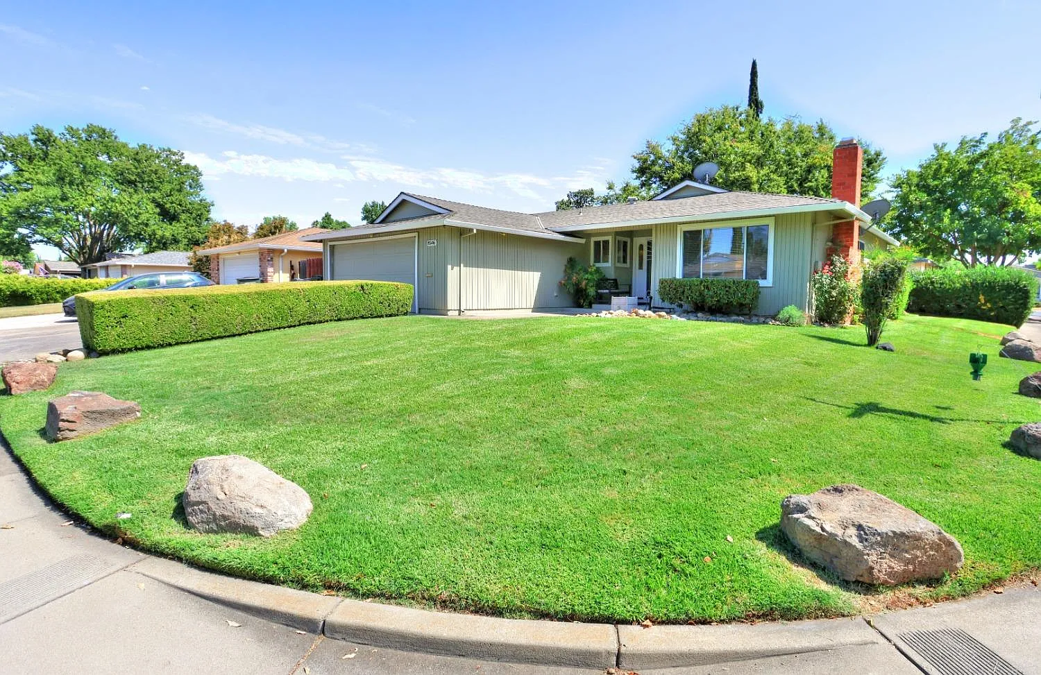 8546 Merribrook Dr photo 1