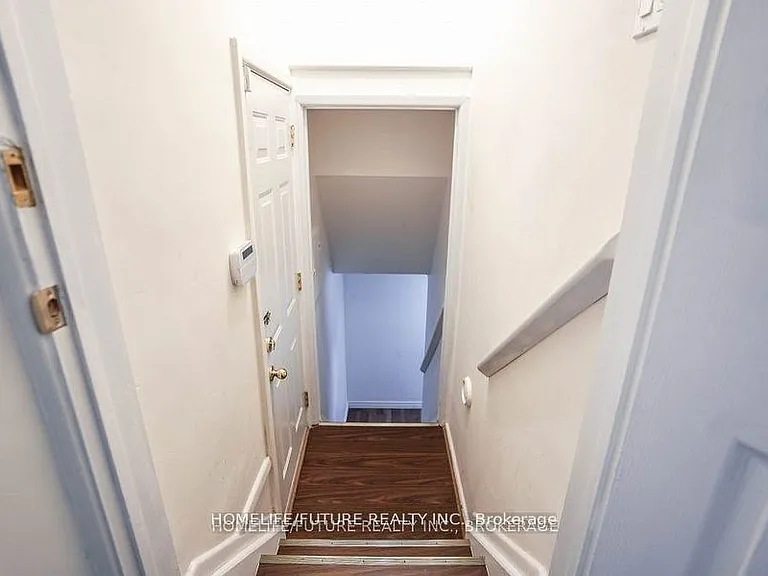 48 Farmcrest Dr #BASEMENT — Photo 3