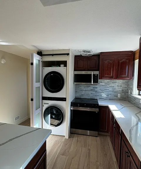 103 S McLane Rd — Photo 7