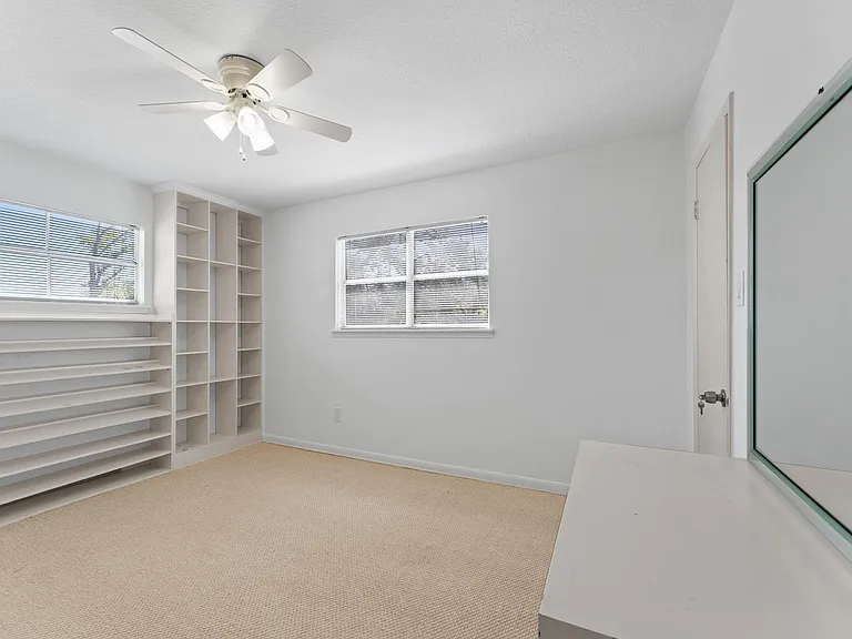 4519 Cloudmount Dr — Photo 32