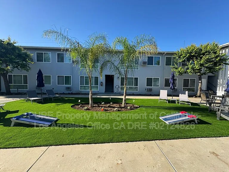 4421 Murietta Ave #7 — Photo 9