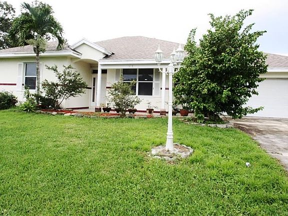 2nd image of 1418 SE Concha St