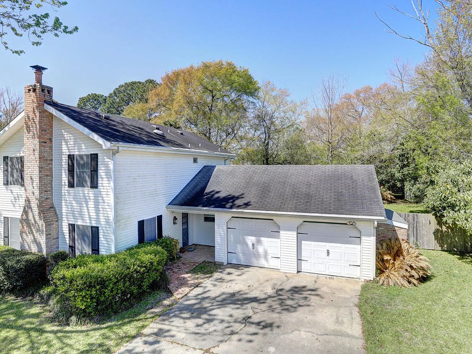1st image of 323 Cornelius Dr
