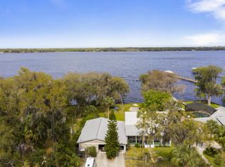 171 W Grandview Dr E, East Palatka, FL 32131