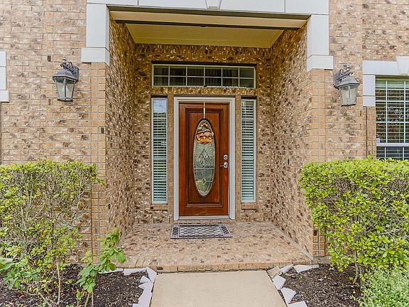 3rd image of 5227 Fountainbrook Ln