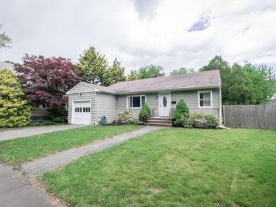 21 Salem St, Swampscott, MA, 01907