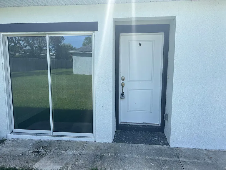 2261 Florida Dr #A — Photo 13