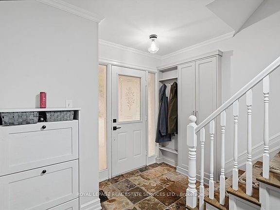 2nd image of 5185 Bunton Cres