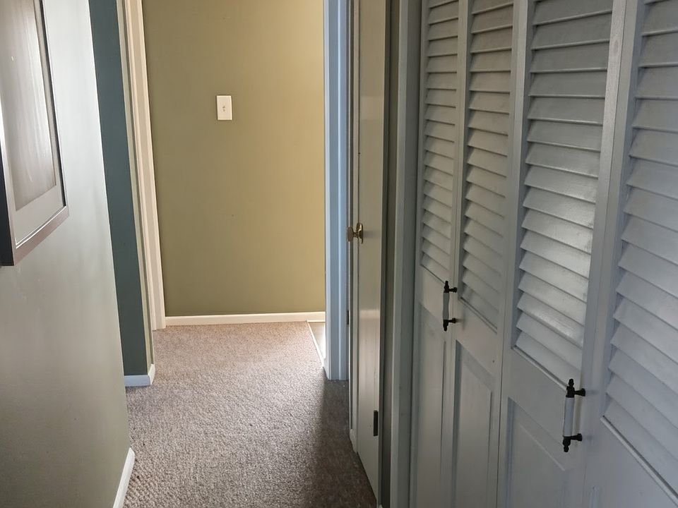 Entry Hallway