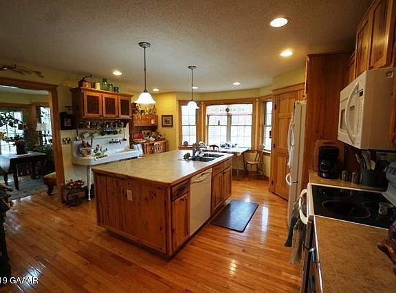4th image of 2223 County Road 86 SE