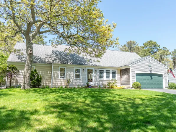 12 Tuckoosa Road, South Dennis, MA 02660