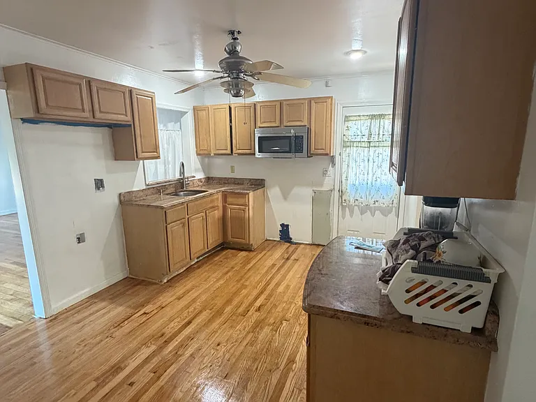 61 Gores Dr — Photo 8
