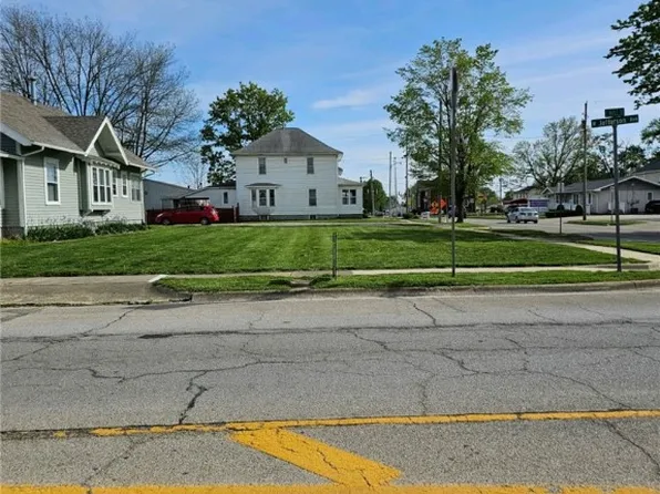 511 W Jefferson Ave, Effingham, IL 62401