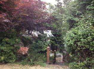 2726 NE 92nd St, Seattle, WA 98115