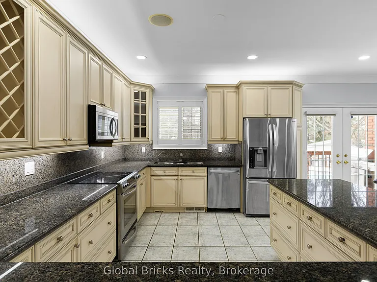 14 Fisher Dr — Photo 16