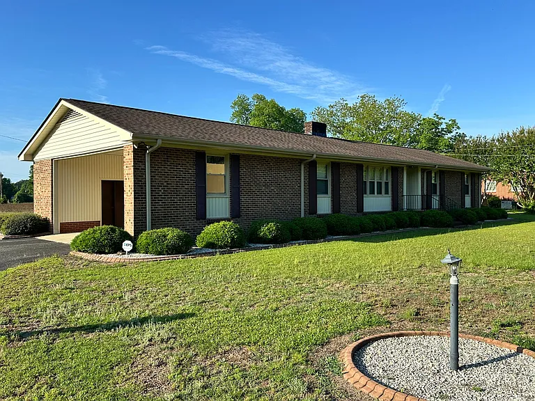 1653 Elijah Loftin Rd — Photo 3