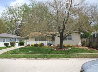 804 Roanoke Dr, Springfield, IL 62702