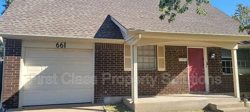 4 bed, 2.0 bath, 1524 sqft, $1,450 — Photo 1